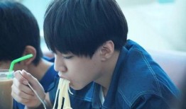 娱乐吃瓜酱王俊凯,娱乐吃瓜界的“酱王”风采